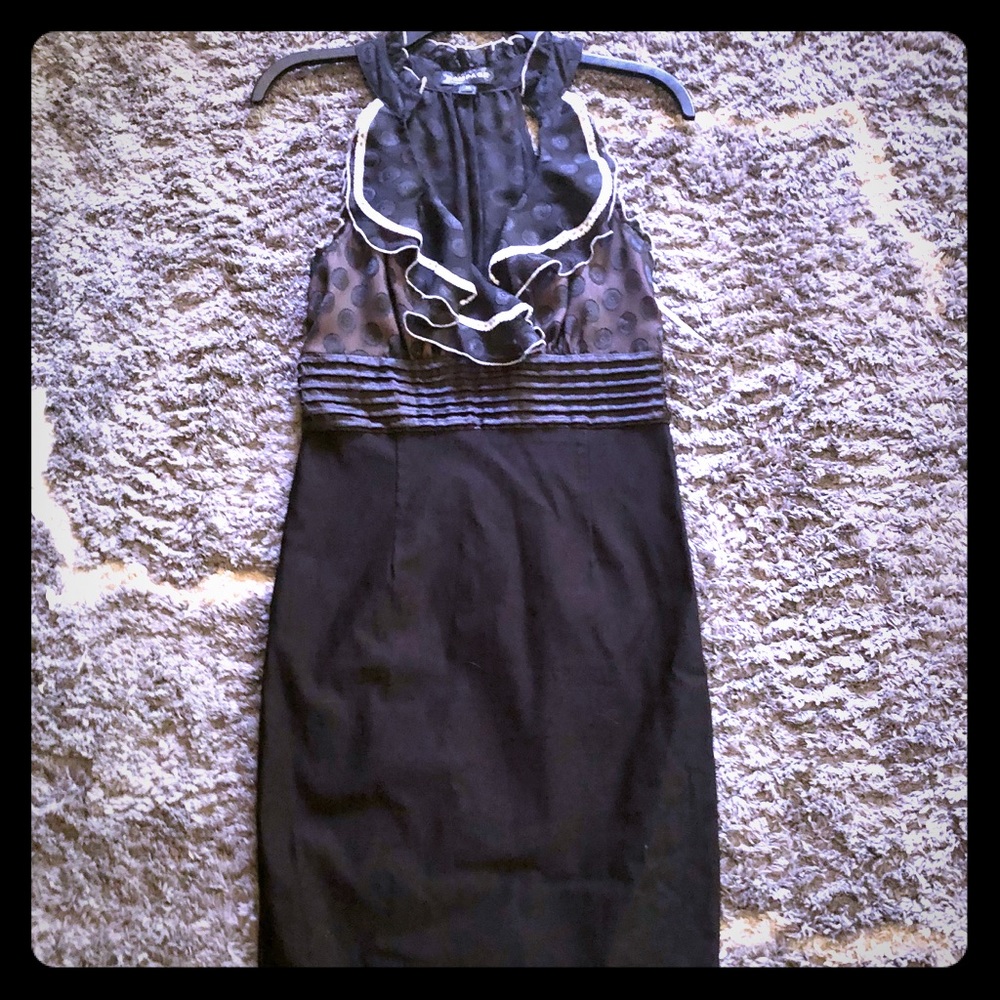 NWOT FORM FITTING COCKTAIL DRESS SZ SM KNEE LENGTH